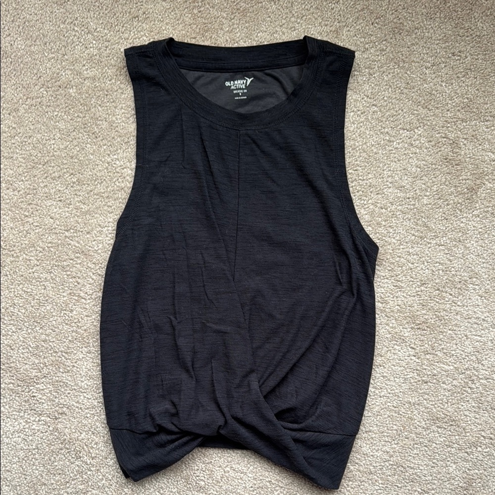 Old Navy cropped tank top
